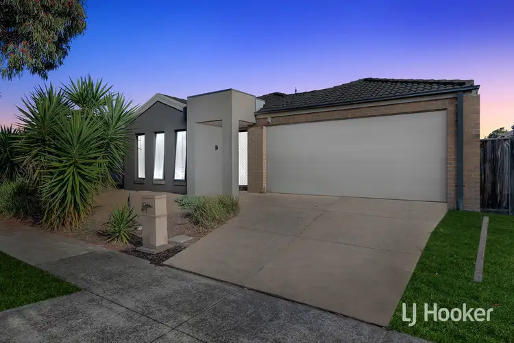 23 Stoneyfell Road, Point Cook VIC 3030