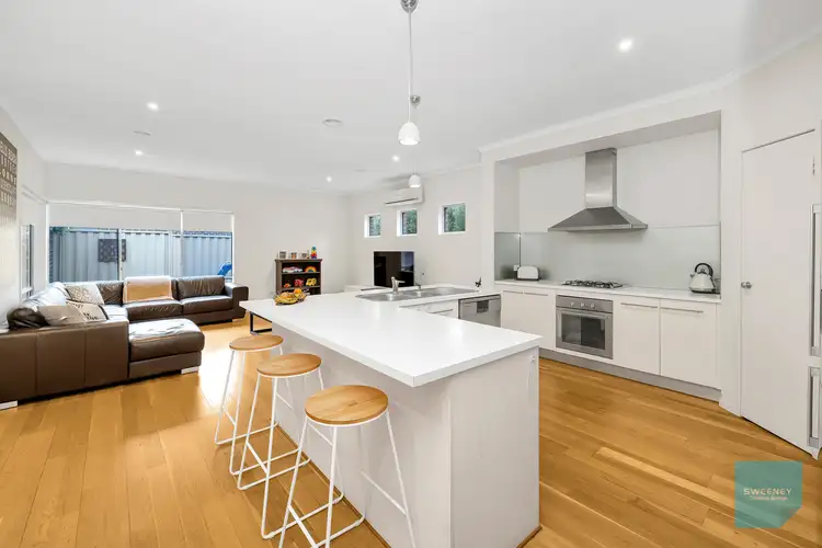 Fourth view of Homely house listing, 3 Stradbroke Gardens, Caroline Springs VIC 3023