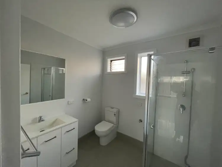Second view of Homely unit listing, 5/10 Grieve Pde, Altona VIC 3018