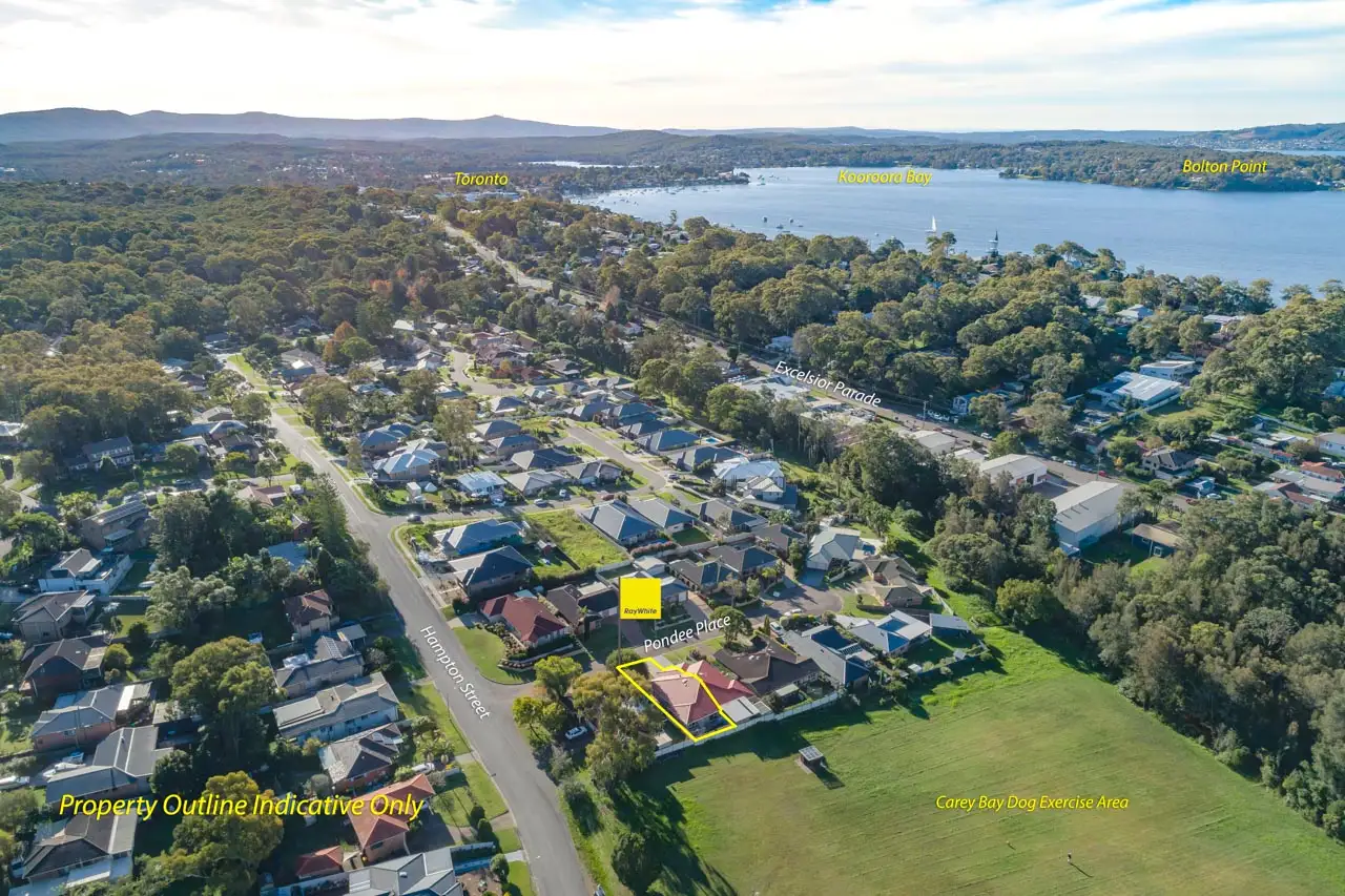 Main view of Homely house listing, 2/4 Pondee Place, Toronto NSW 2283