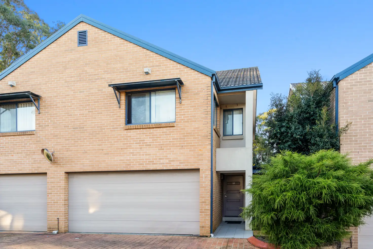 Main view of Homely townhouse listing, 17/18 Holland Crescent, Casula NSW 2170