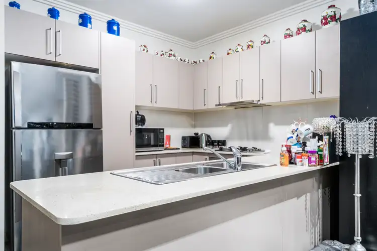 Fourth view of Homely townhouse listing, 17/18 Holland Crescent, Casula NSW 2170