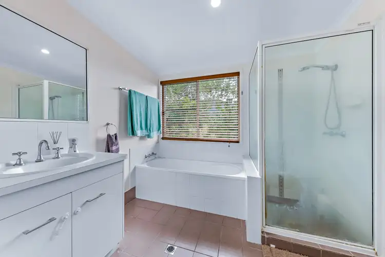 Fifth view of Homely house listing, 9 Sandpiper Crescent, Jubilee Pocket QLD 4802