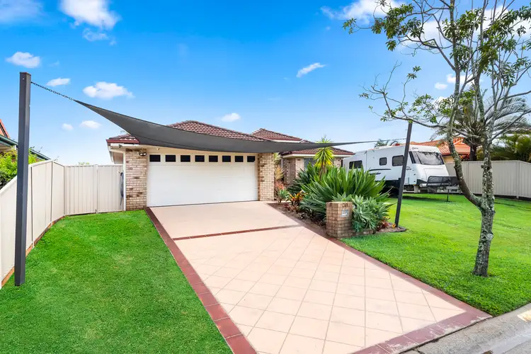 30 Warbler Parade, Varsity Lakes QLD 4227