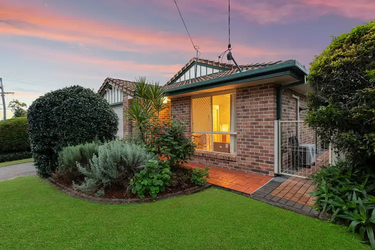 8a Turner Street, Eastern Heights QLD 4305