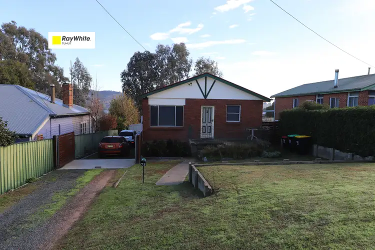 73 Clarke Street, Tumut NSW 2720