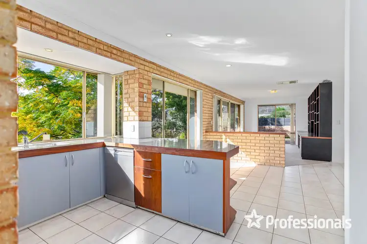 Sixth view of Homely house listing, 5 Opal Way, Mount Richon WA 6112