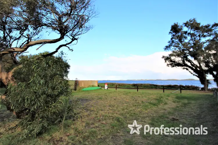 44 Old Coast Road, Australind WA 6233