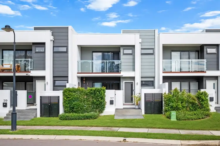 37 Turnberry Way, Brookwater QLD 4300