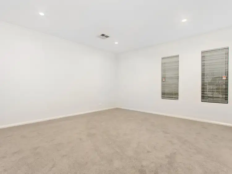 Sixth view of Homely house listing, 6 Moraine Street, Baldivis WA 6171
