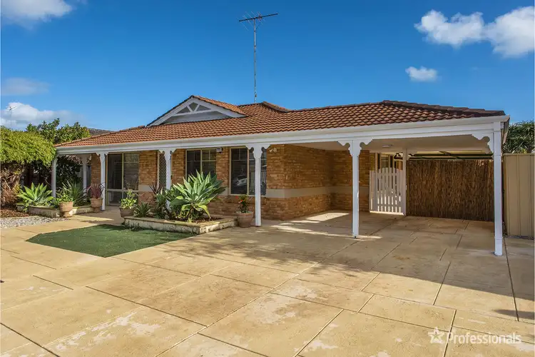 7 Lavender Gardens, Halls Head WA 6210