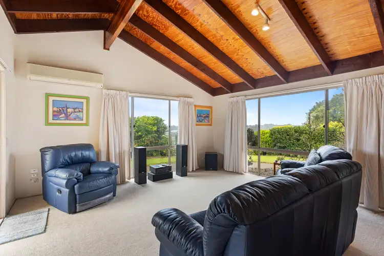 Fifth view of Homely house listing, 2 Maldon Court, Helensvale QLD 4212