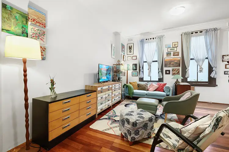 2/11 Woodcourt Street, Marrickville NSW 2204