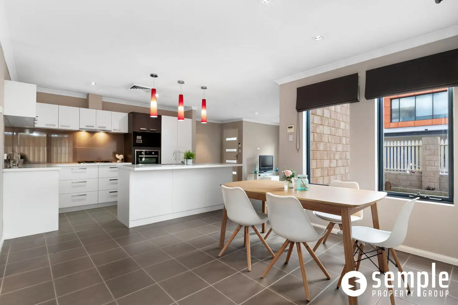 Main view of Homely house listing, 1/3 Peppermint Gardens, Aubin Grove WA 6164