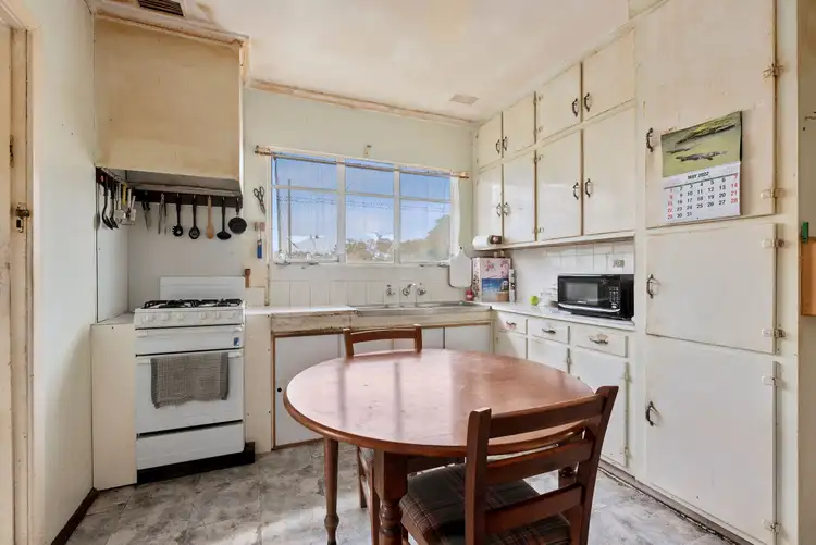 Fourth view of Homely house listing, 1 Taroonga Court, Norlane VIC 3214