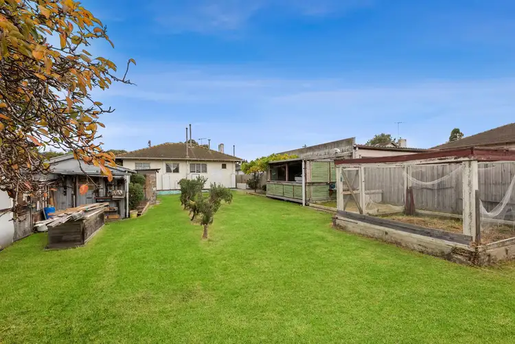 Sixth view of Homely house listing, 1 Taroonga Court, Norlane VIC 3214