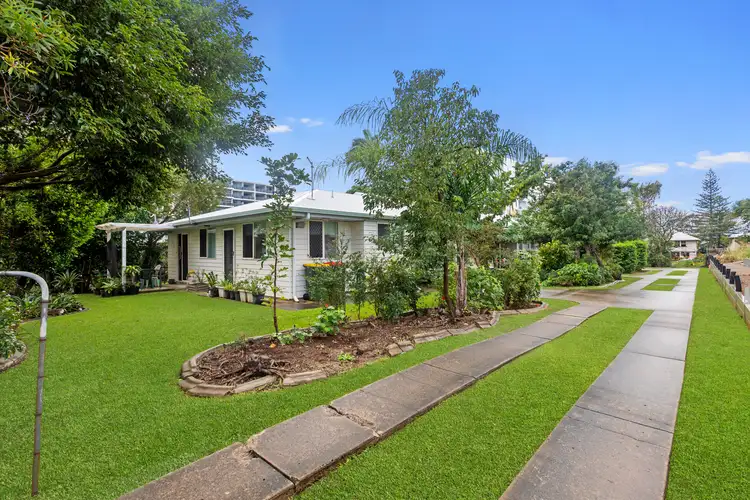 Second view of Homely block of units listing, 124 Mein Street, Scarborough QLD 4020