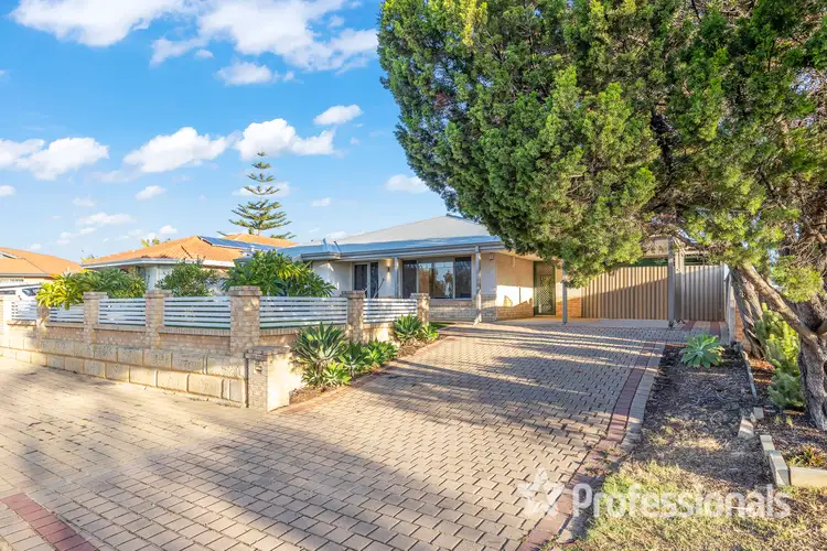 Second view of Homely house listing, 29 Longridge Rise, Quinns Rocks WA 6030