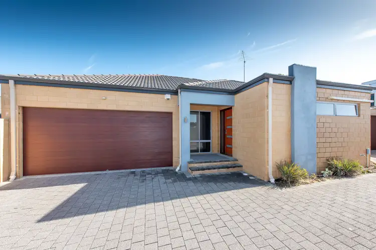 9B Eartham Place, Westminster WA 6061