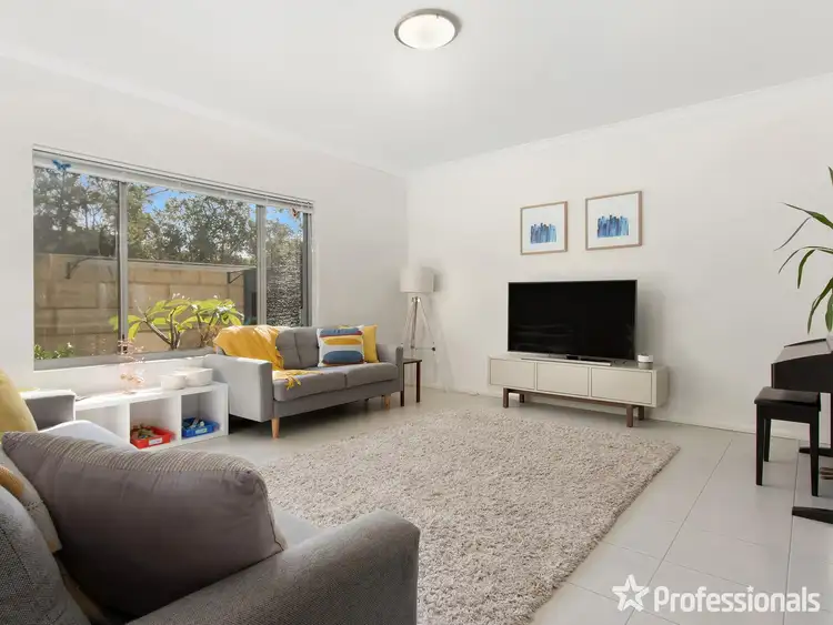 Seventh view of Homely townhouse listing, 19/2 Louvre Way, Baldivis WA 6171