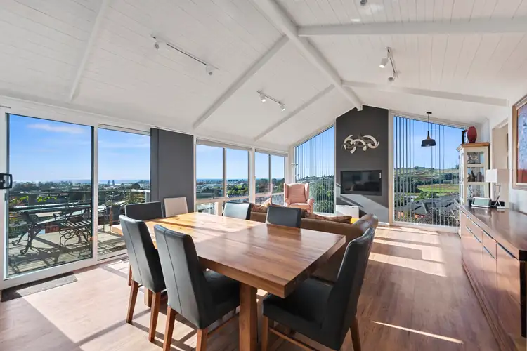 10 Holliview Way, Ulverstone TAS 7315