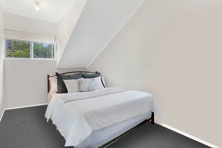 Sixth view of Homely townhouse listing, 2/462-464 Mccoombe Street, Mooroobool QLD 4870