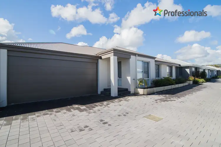 2/24 Gladstone Road, Armadale WA 6112