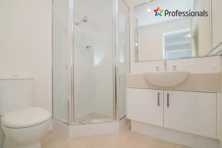 Sixth view of Homely house listing, 2/24 Gladstone Road, Armadale WA 6112