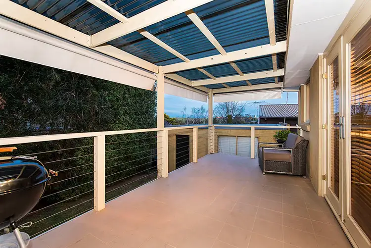 Fourth view of Homely house listing, 16 Glenscott Crescent, Strathmore Heights VIC 3041
