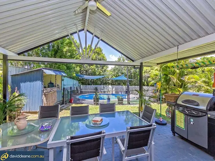 216 Marsden Rd, Kallangur QLD 4503