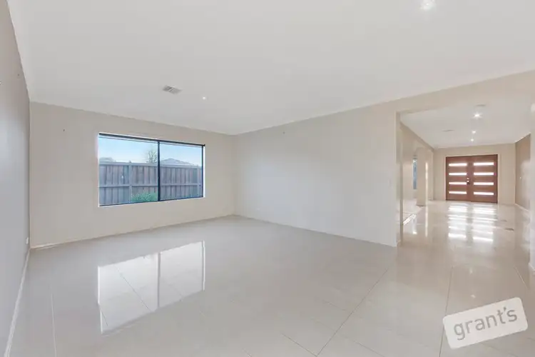 Sixth view of Homely house listing, 30 Rose Garden Court, Narre Warren North VIC 3804