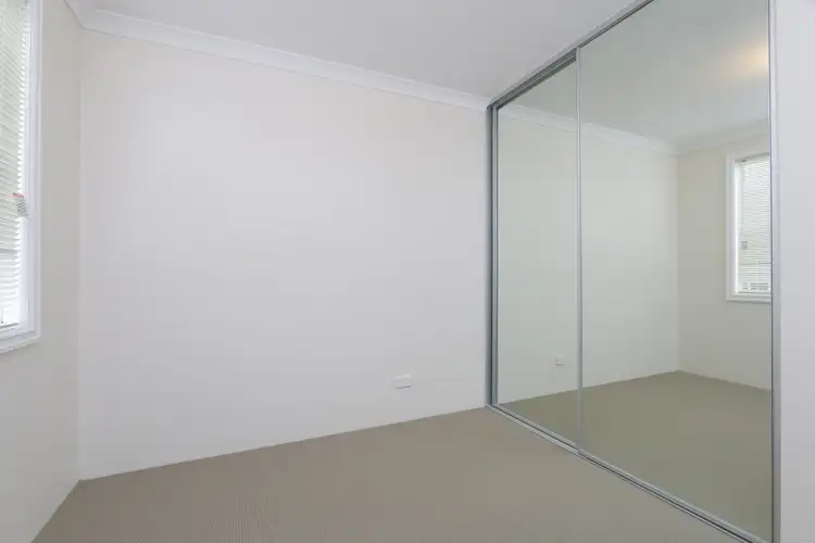 Fourth view of Homely townhouse listing, 8/5 Jamaica Lane, Clarkson WA 6030