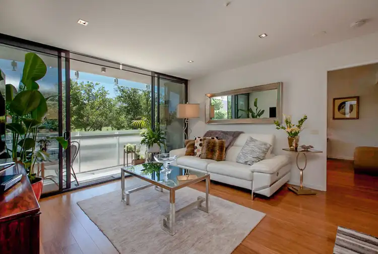 Fourth view of Homely apartment listing, 204 'Yve' 576 St Kilda Rd, Melbourne VIC 3004