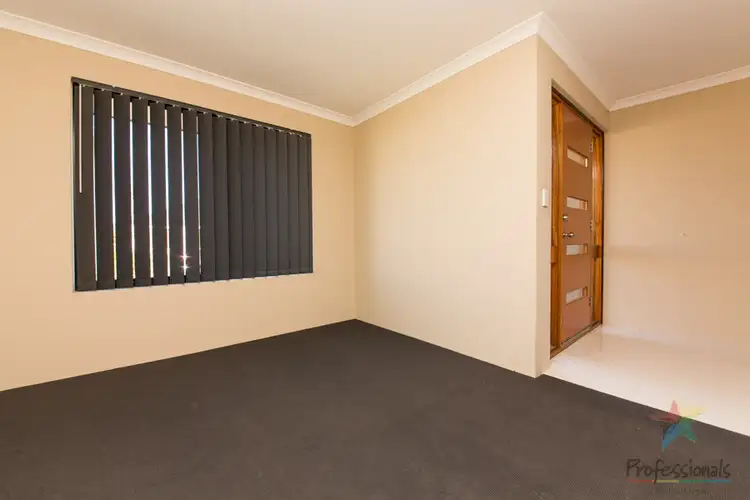 Sixth view of Homely house listing, 5 Calendia Way, Dayton WA 6055
