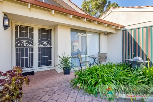 Second view of Homely house listing, 15 Kooyonga Cross, Jandakot WA 6164