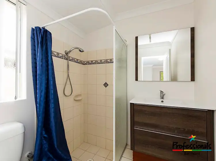 Seventh view of Homely house listing, 15 O'Leary Place, Redcliffe WA 6104