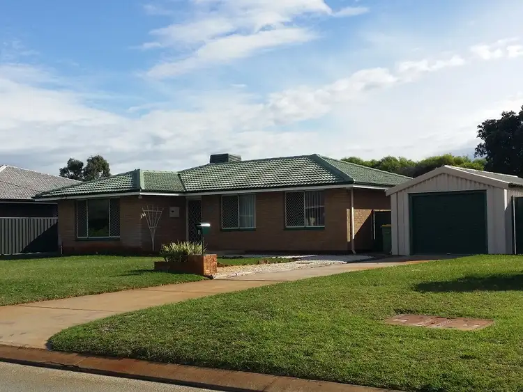 6 Ollis Street, Safety Bay WA 6169