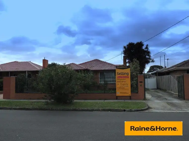 15 Laemmle Street, Dandenong North VIC 3175