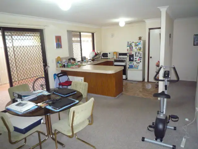 Fifth view of Homely house listing, 7 Twomey Place, Willetton WA 6155