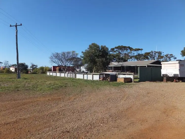 Second view of Homely house listing, 1 Martin Street, Ravensthorpe WA 6346