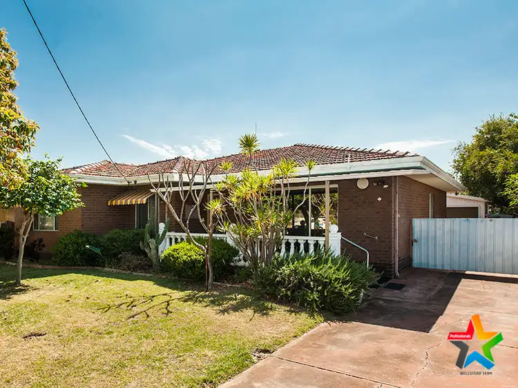 4 Hobley Place, Eden Hill WA 6054