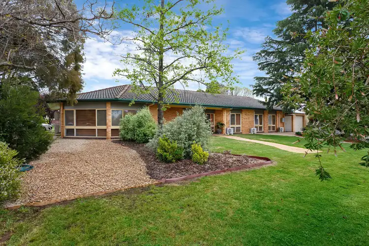 18 Dalkeith Avenue, Lake Albert NSW 2650