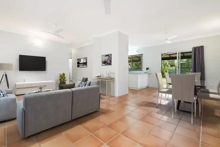 Fifth view of Homely house listing, 6 Bristow Court, Bakewell NT 832