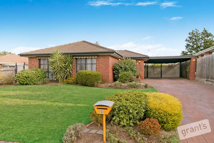 9 Cardamon Drive, Hallam VIC 3803