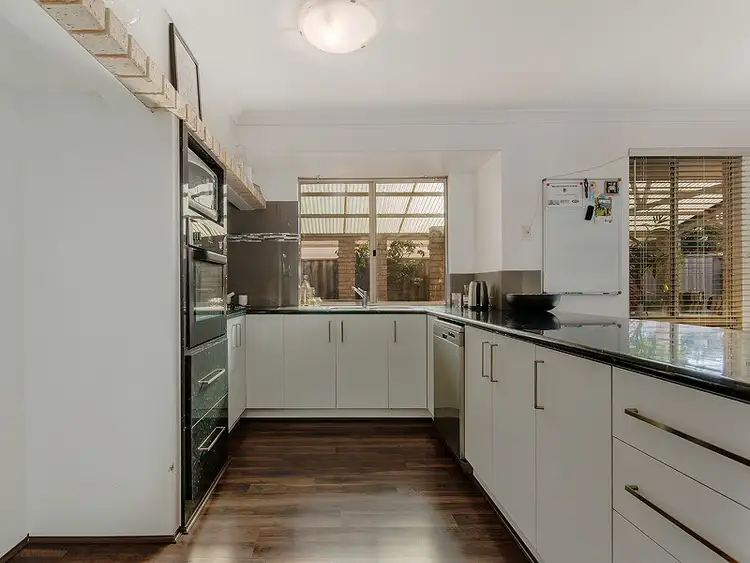 Fifth view of Homely house listing, 2 Konda Close, Warnbro WA 6169