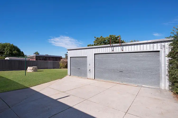 222 Morley Dr E, Eden Hill WA 6054