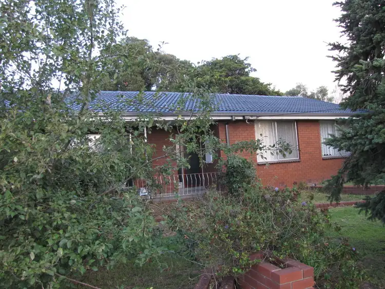 9 Desmond Street, Moe VIC 3825
