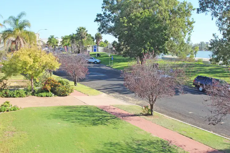 Fifth view of Homely house listing, 65 Murray Avenue, Renmark SA 5341