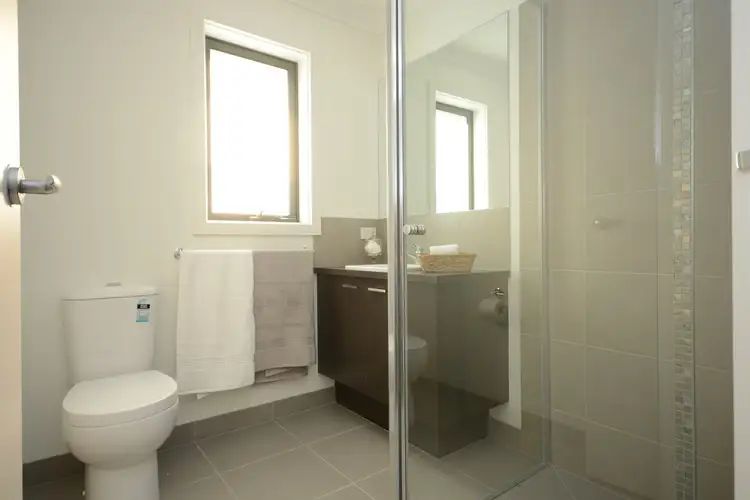 Sixth view of Homely house listing, 15B Hodgson Street, Bairnsdale VIC 3875