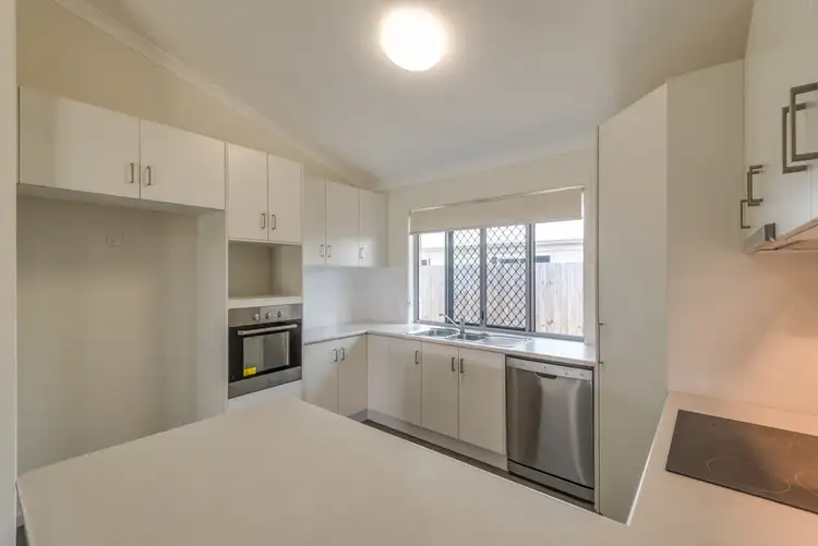 Seventh view of Homely house listing, 4 Pinnacle Court, Avoca QLD 4670